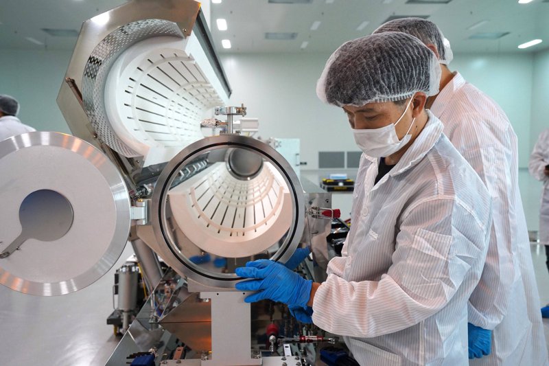 探索未来：纳米材料在高科技领域的应用